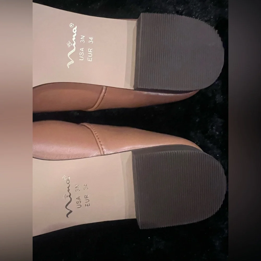 Nina Tan Mary Jane Kids Dress Shoes Size 3N NEVER BEEN WORN